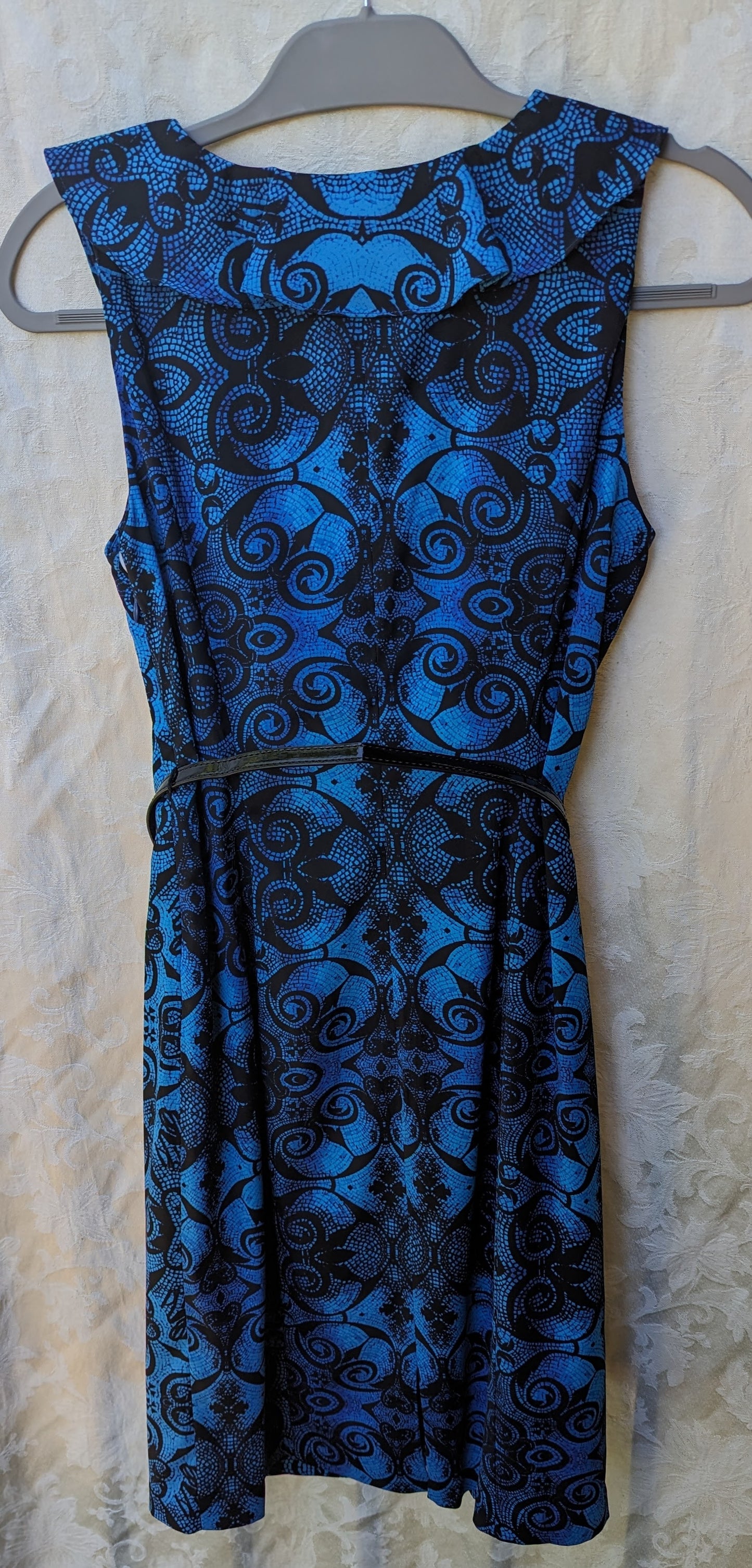 Andrew Marc New York Blue Black Printed Sheath Belted Dress Ruffle Collar Size 6