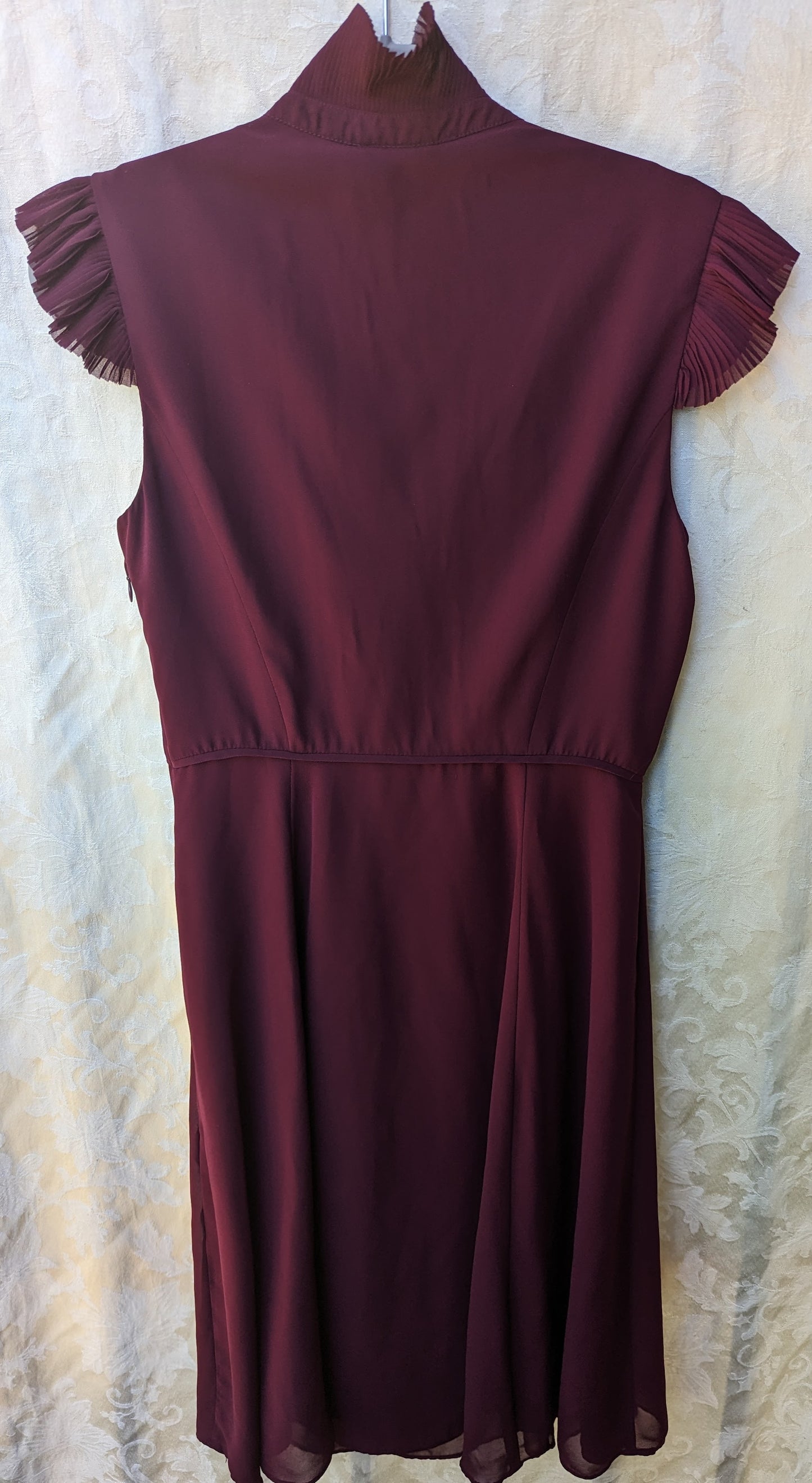 Adrianna Papell Sleeveless Burgundy Ruffle Neck Fit & Flare Dress Size 6