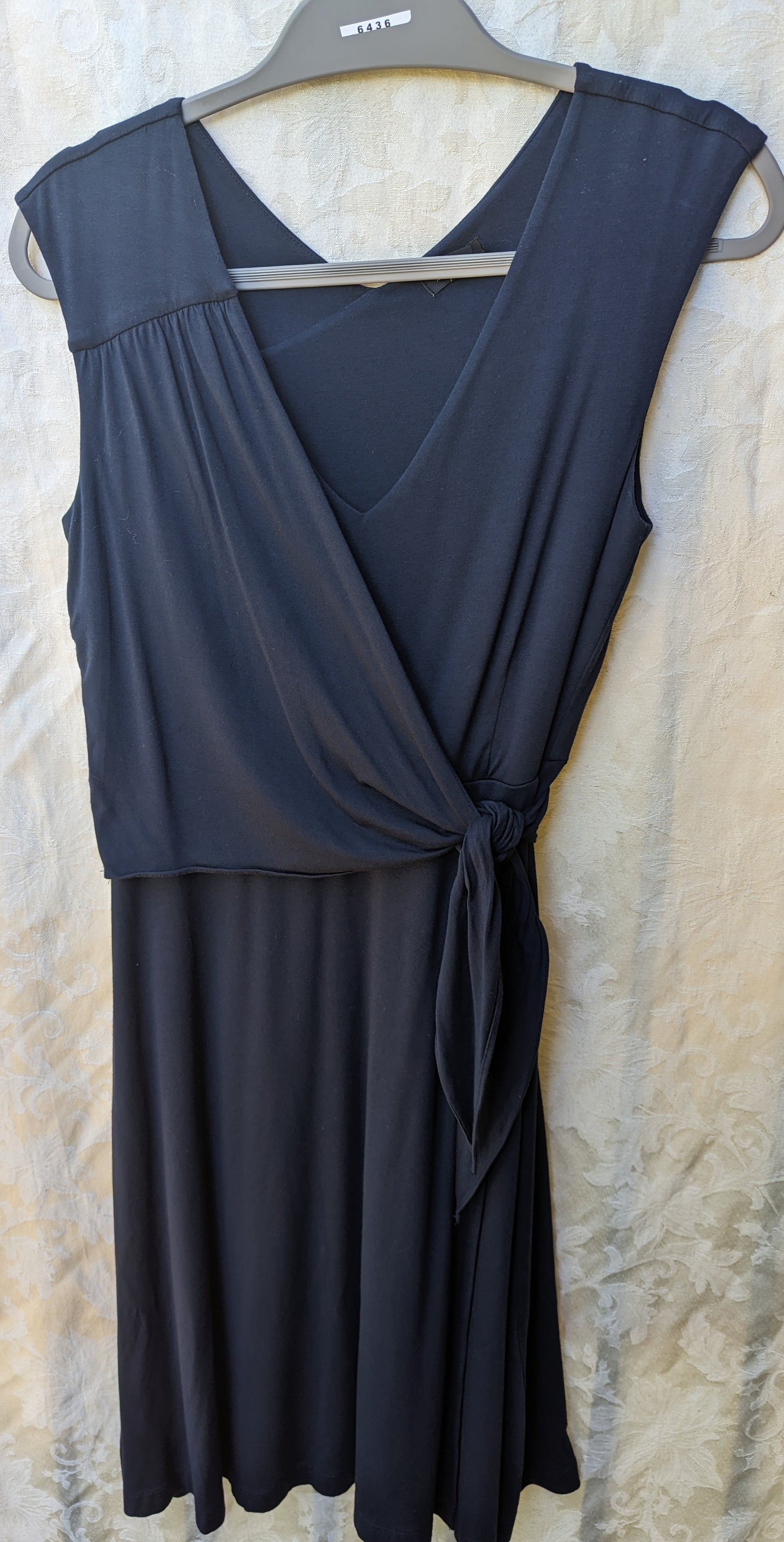Ann Taylor Women's Black Asymmetrical Faux Tie Front Sleeveless Dress – Bear Canyon Trading Post