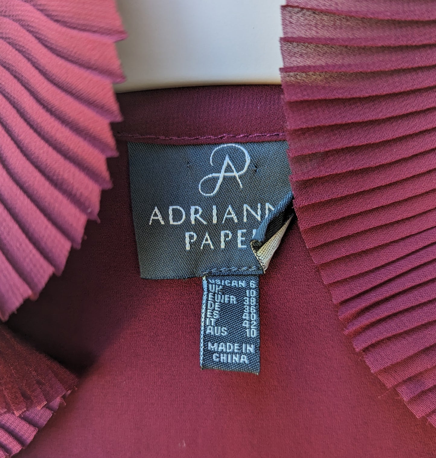 Adrianna Papell Sleeveless Burgundy Ruffle Neck Fit & Flare Dress Size 6